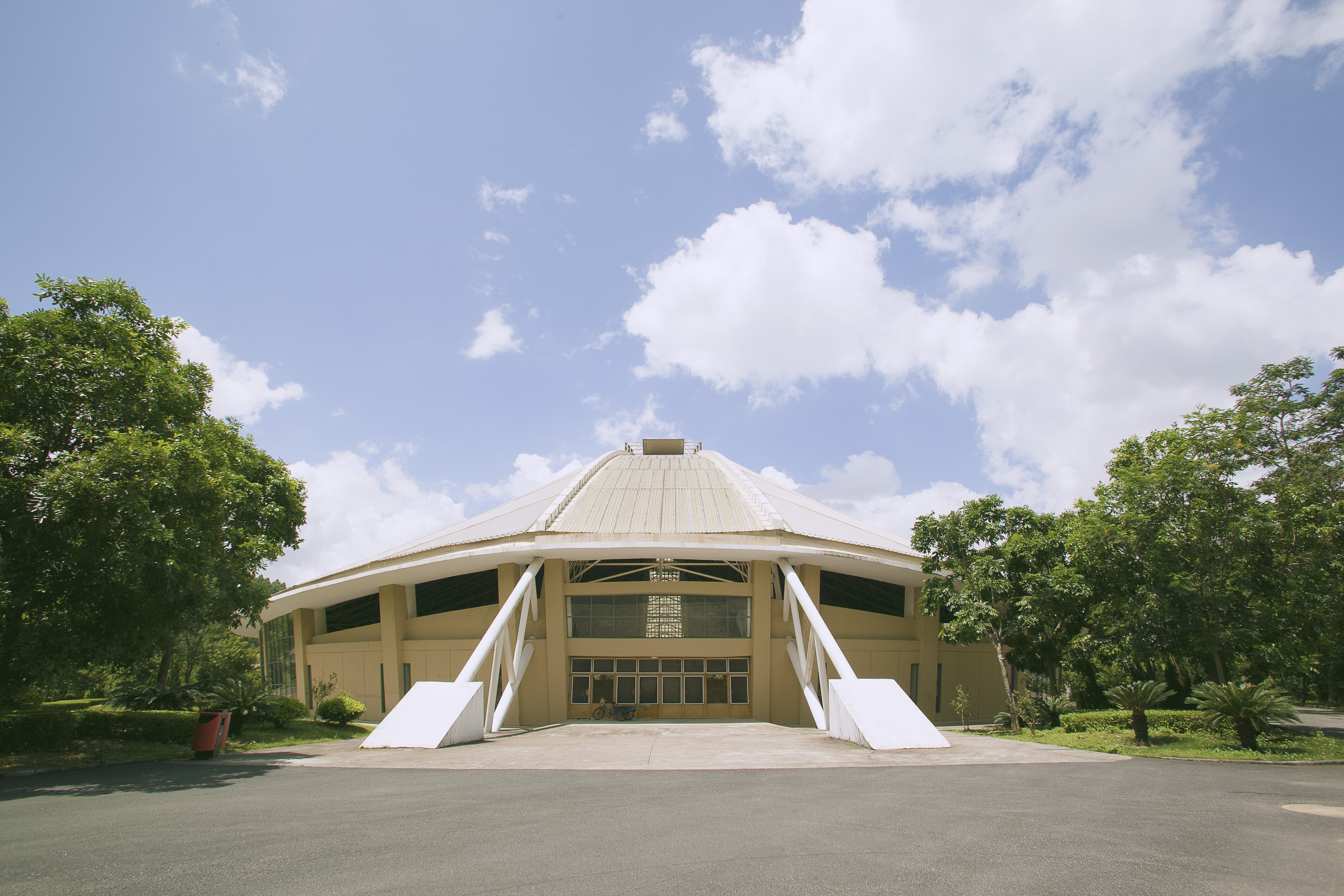 北京师范大学珠海分校风雨操场